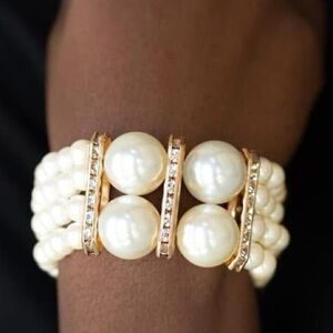 Gold and pearl stacked stretch bracelet